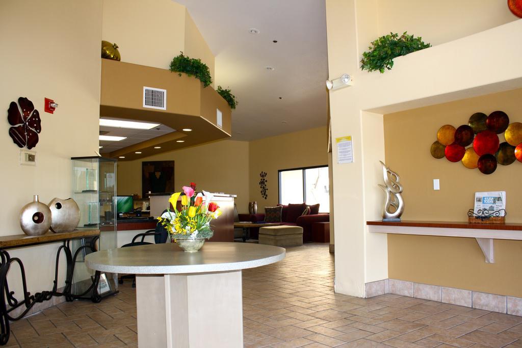 Days Inn By Wyndham גלוב מראה חיצוני תמונה